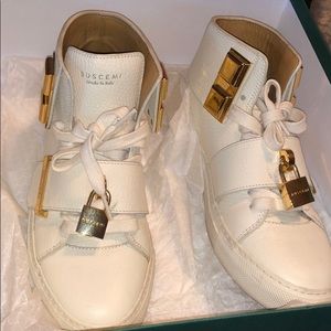 BUSCEMI OFFWHITE 7Womens